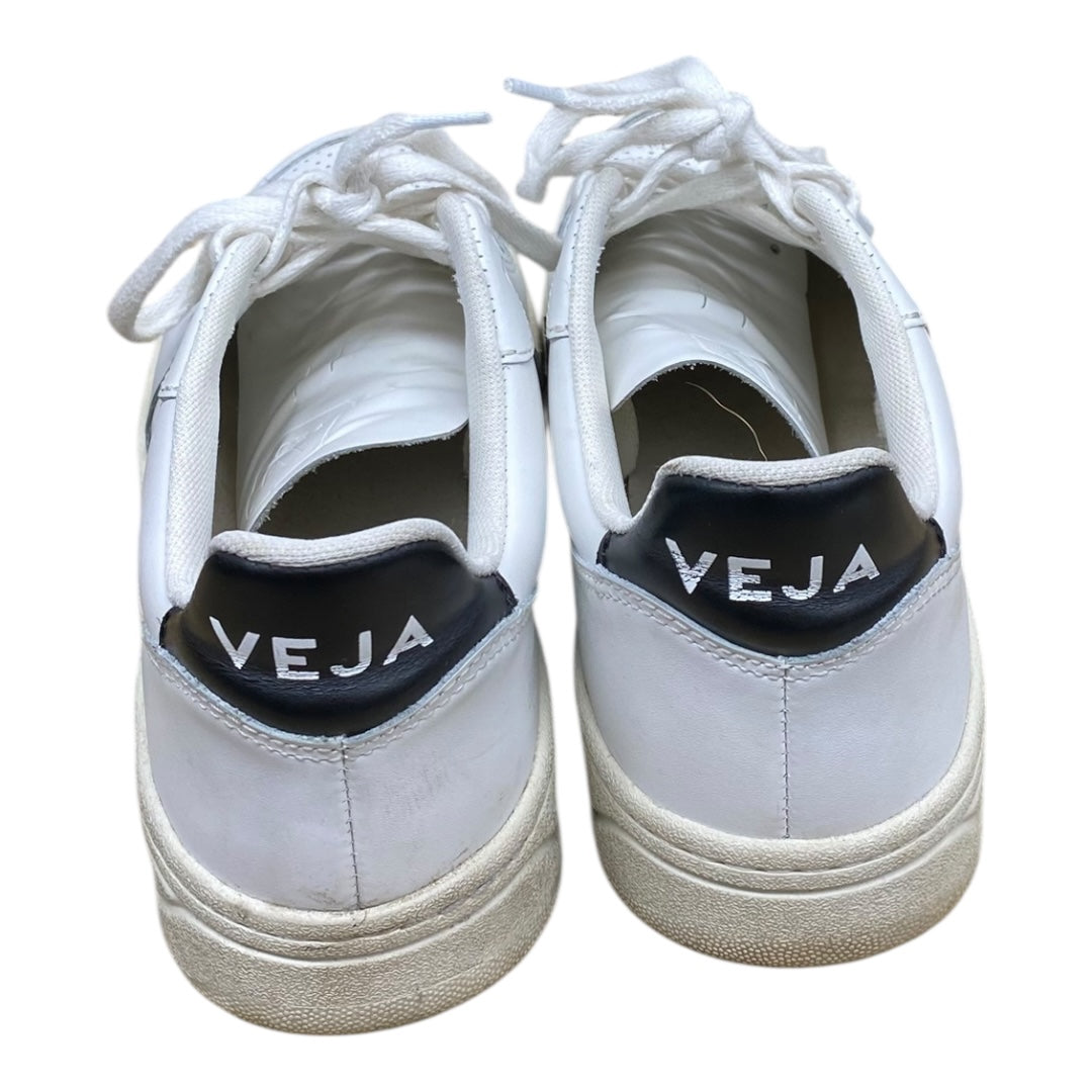 Shoes Sneakers By Veja In White, Size:7
