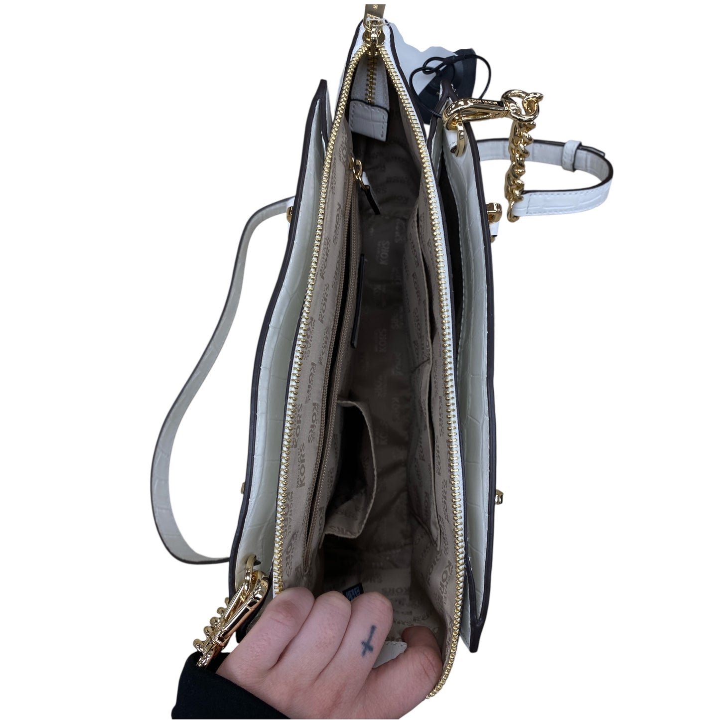 Handbag Designer By Michael Kors In White, Size:Medium
