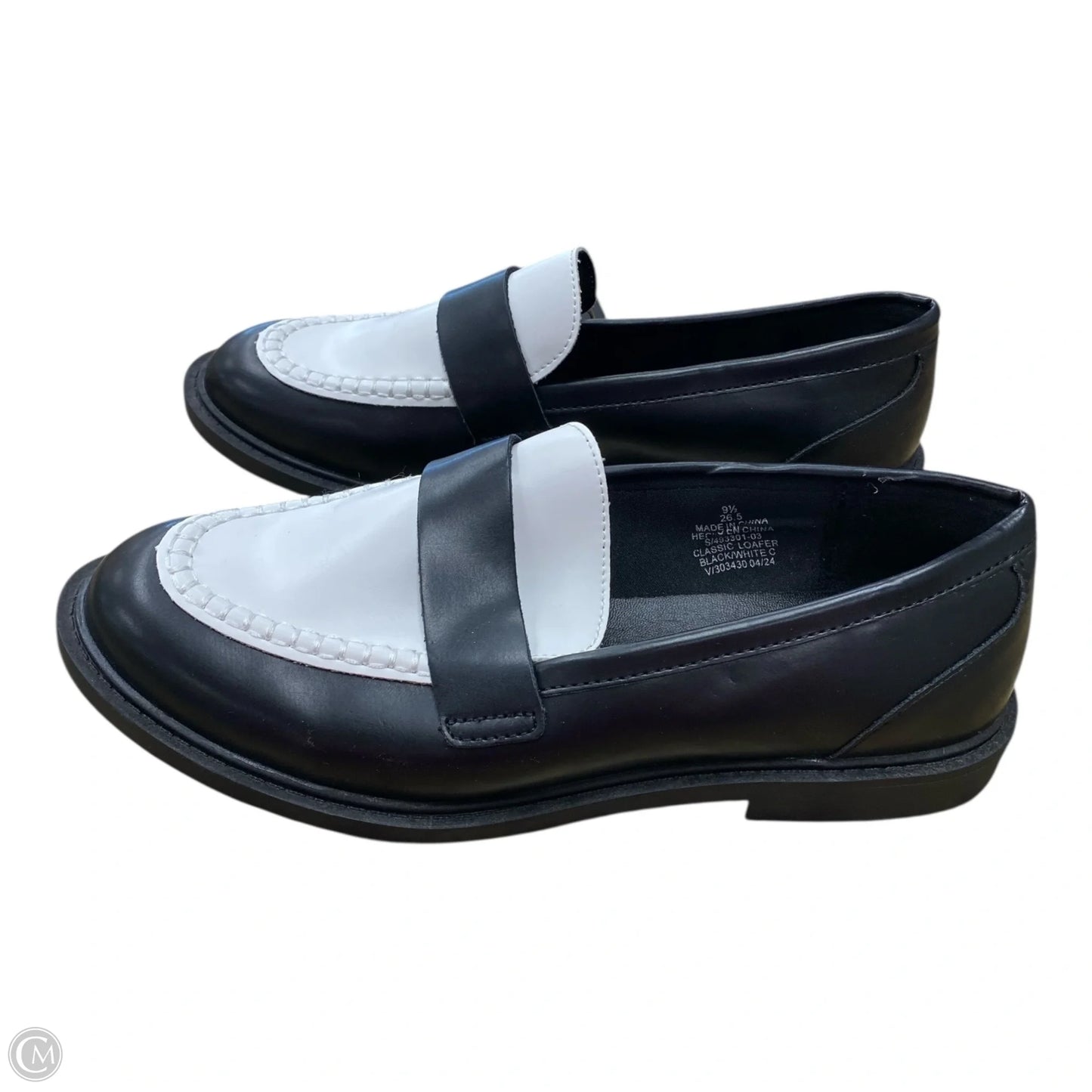 Shoes Flats By Old Navy In Black & White, Size: 9.5