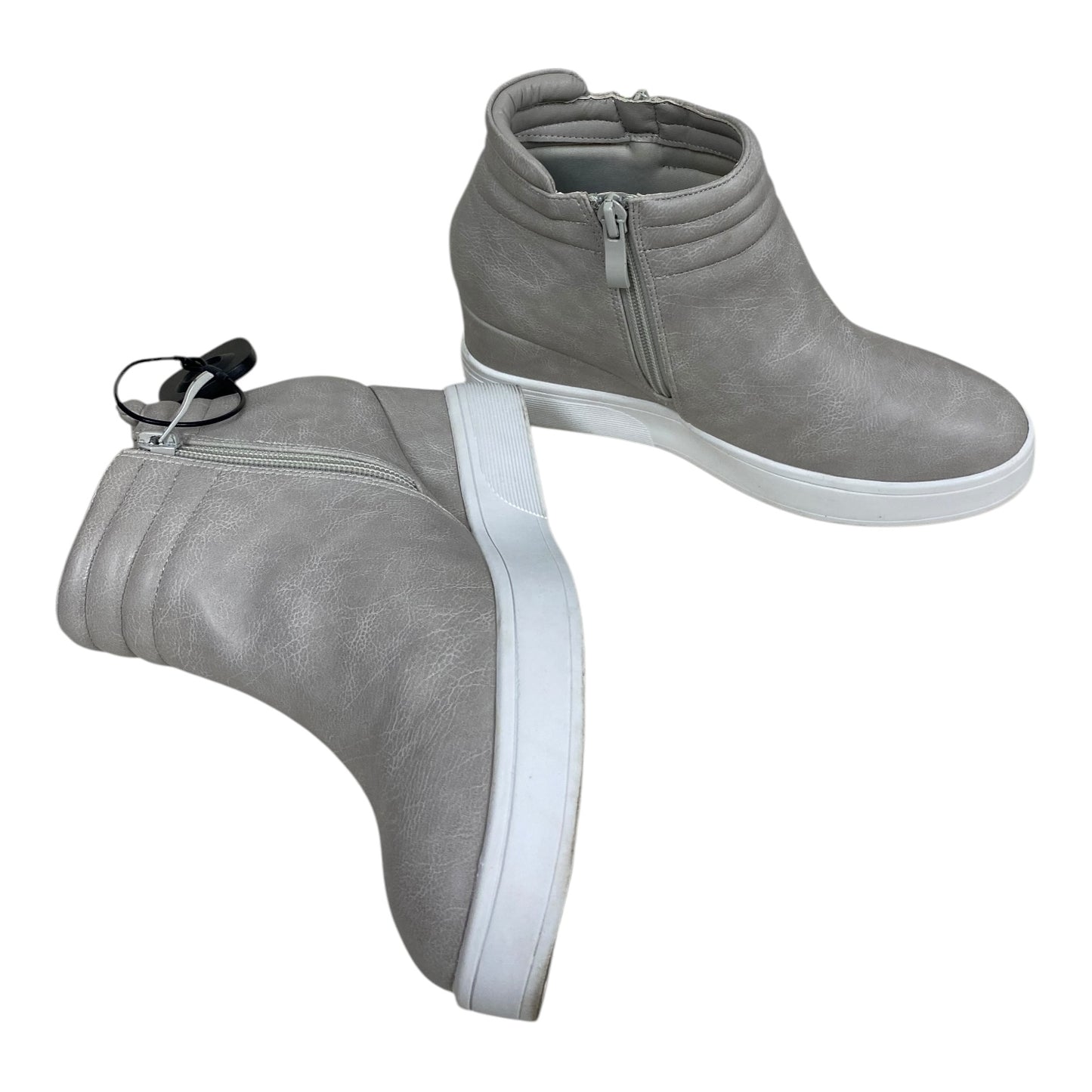 Boots Ankle Flats By Journee In Grey, Size: 8