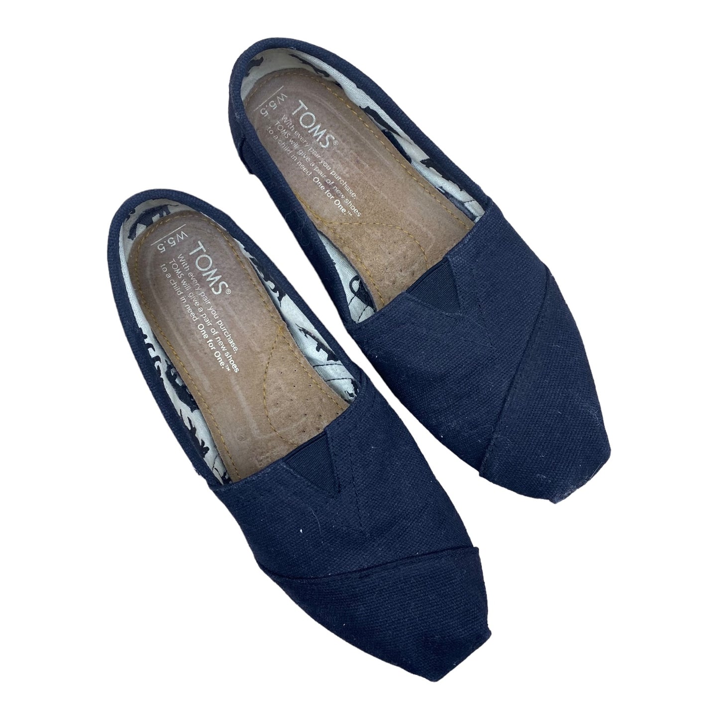 Shoes Flats By Toms Size: 5.5