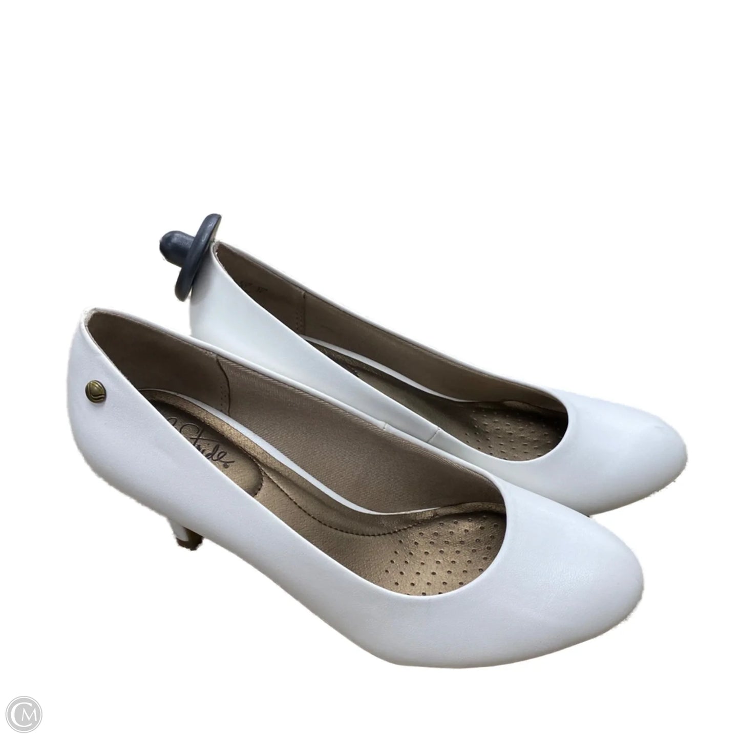 Shoes Heels Stiletto By Life Stride In White, Size: 7