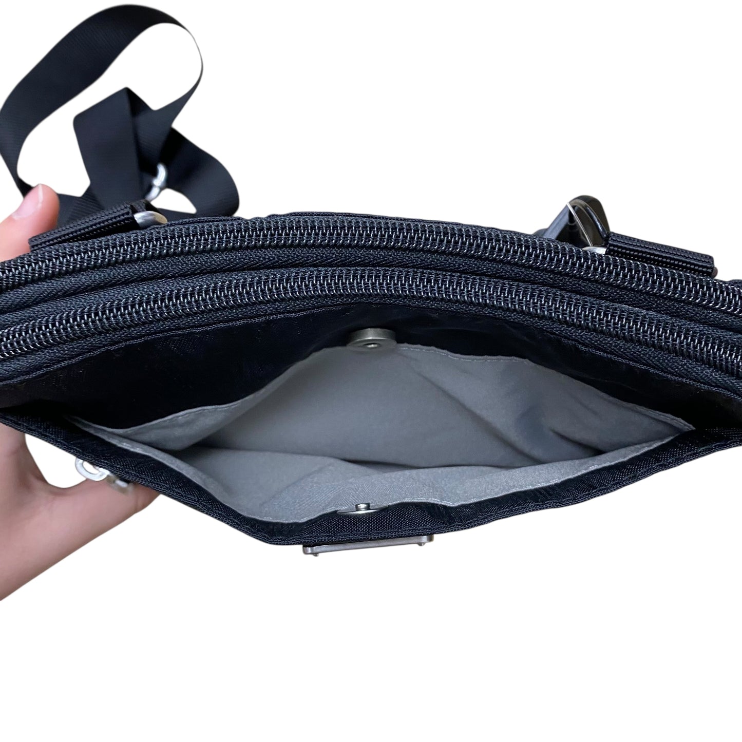 Handbag By Baggallini In Black, Size:Medium