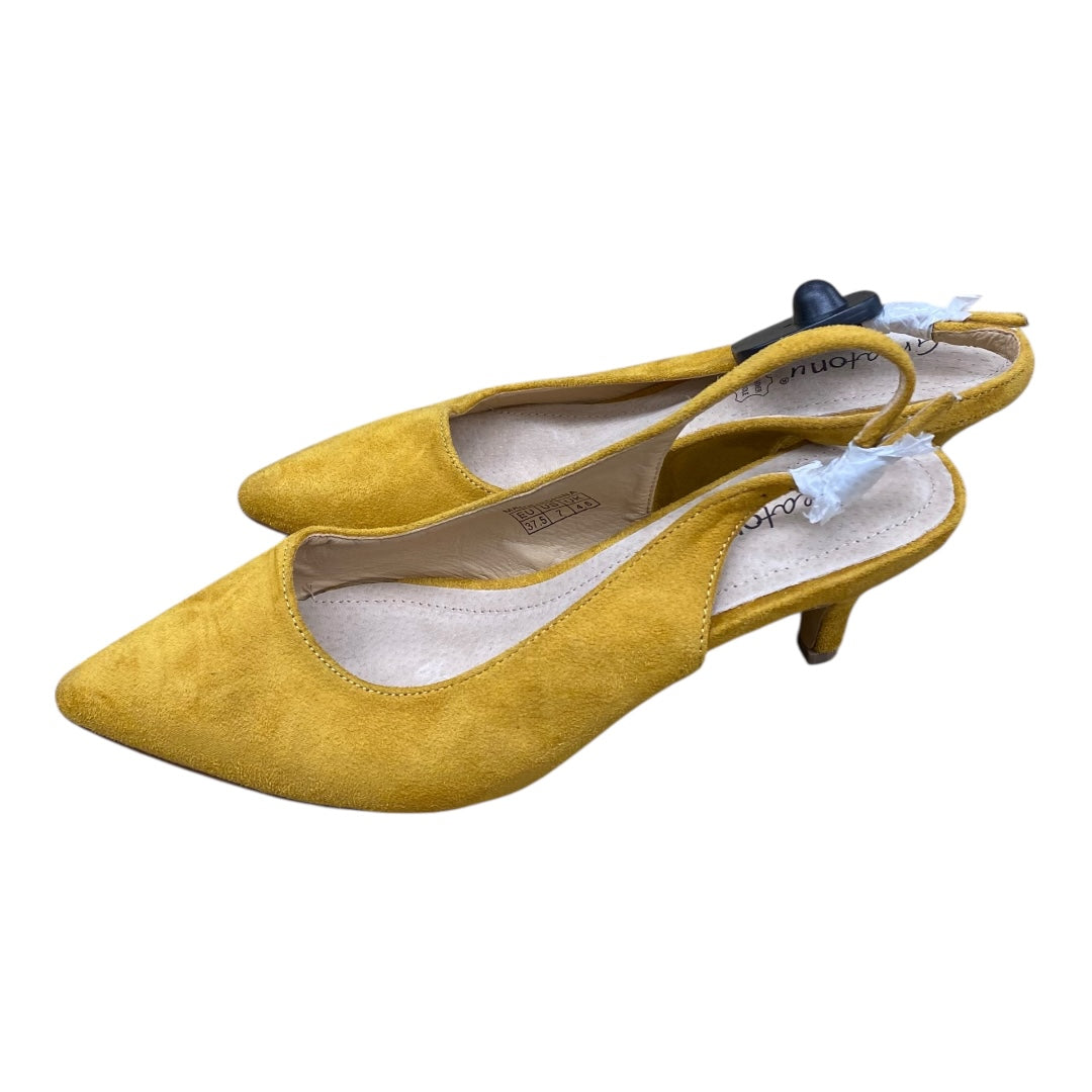 Shoes Heels Kitten By Cmc In Yellow, Size:7
