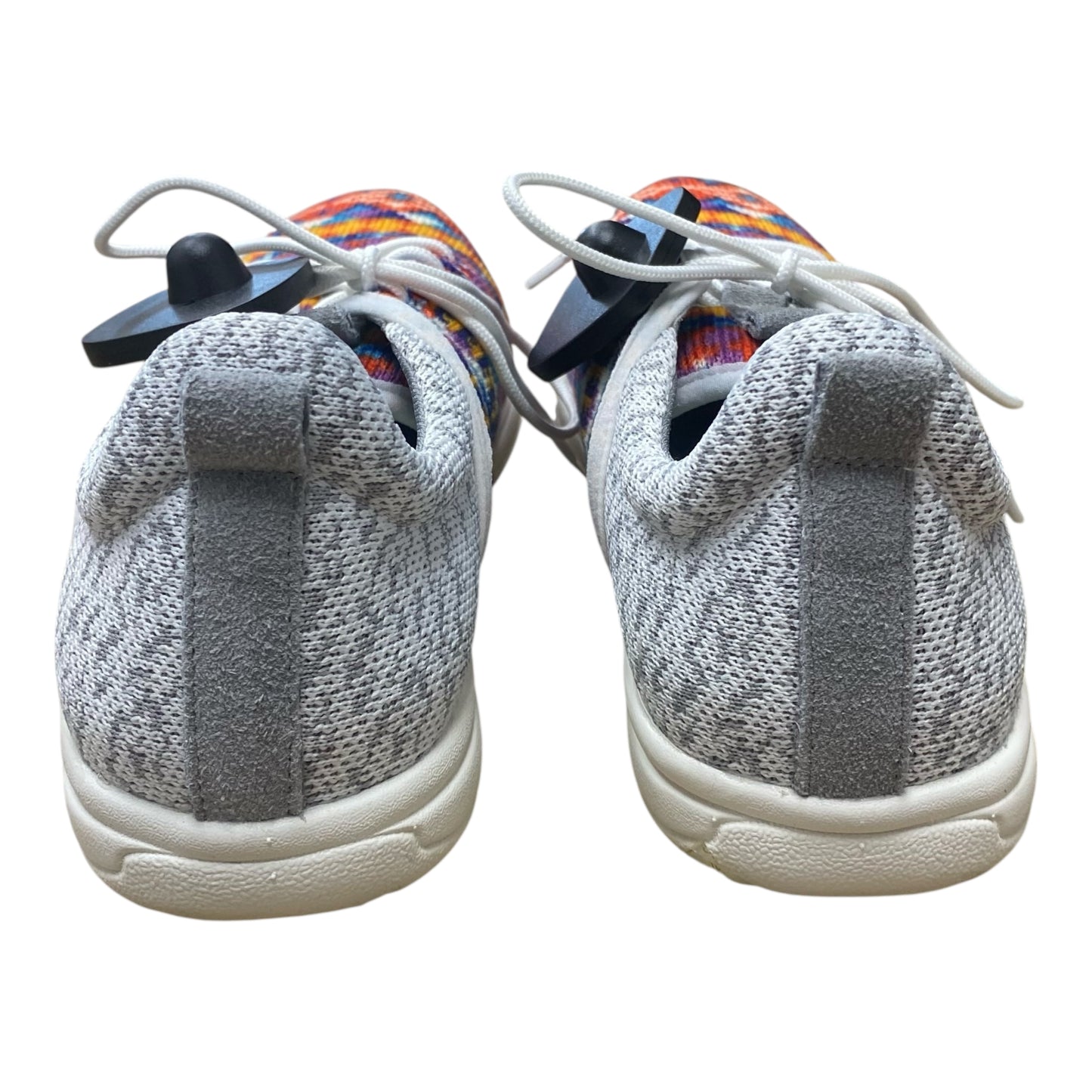 Shoes Sneakers By Minnetonka In Multi, Size:7