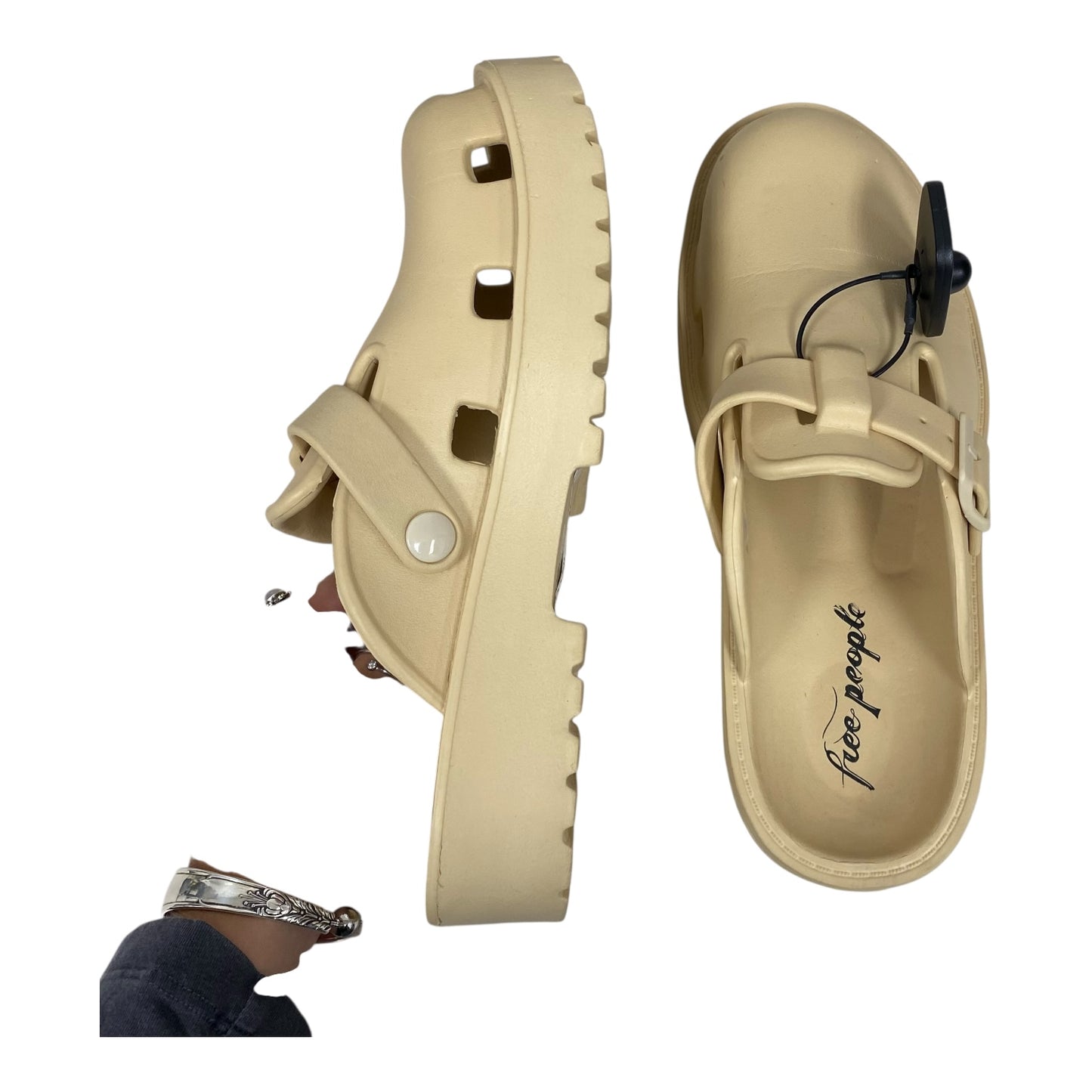 Shoes Flats By Free People In Tan, Size:10