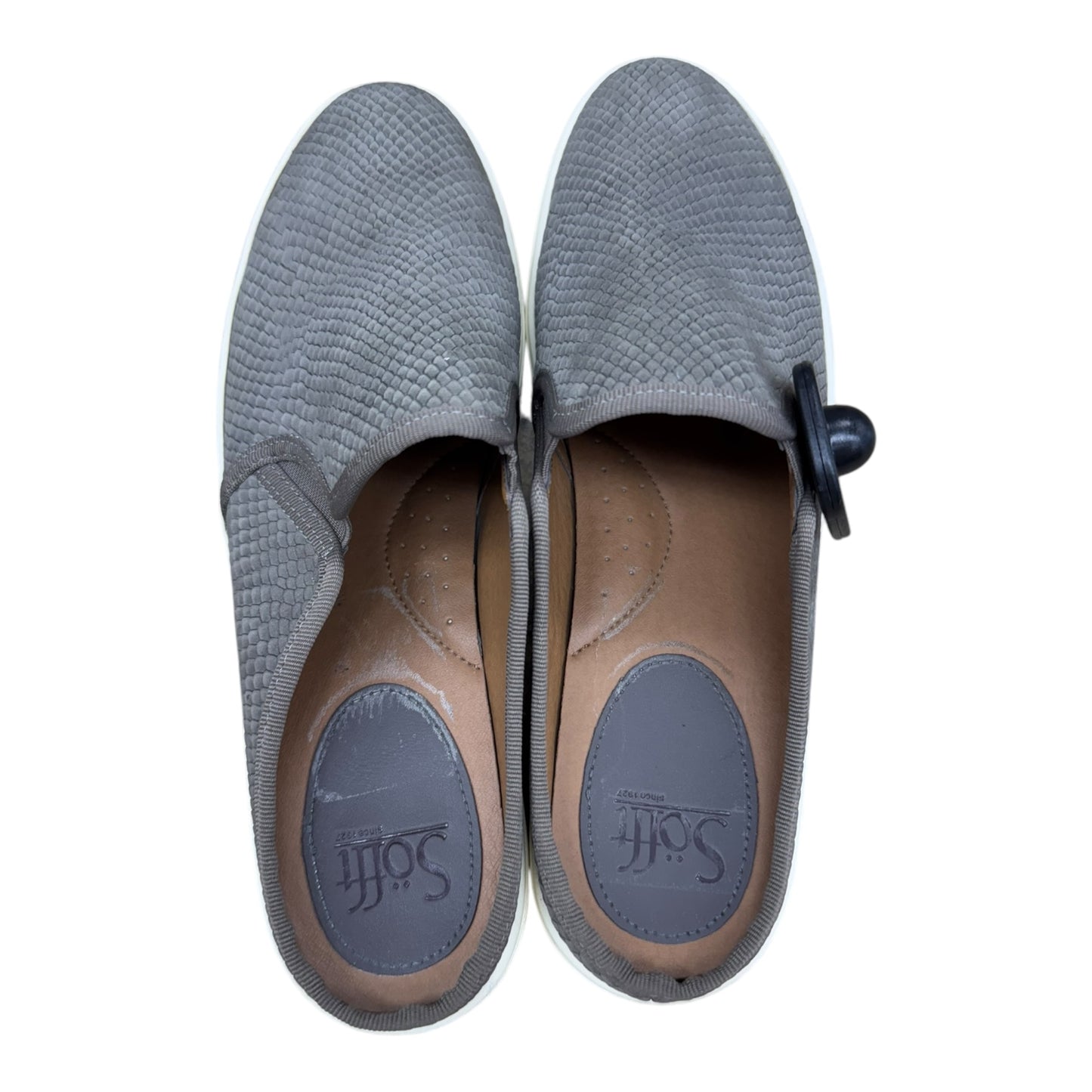 Shoes Sneakers By Sofft In Taupe, Size:9.5