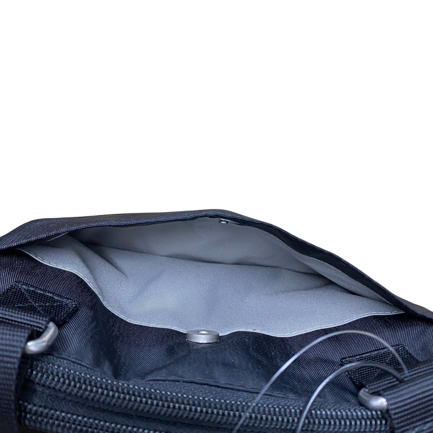Handbag By Baggallini In Black, Size:Medium