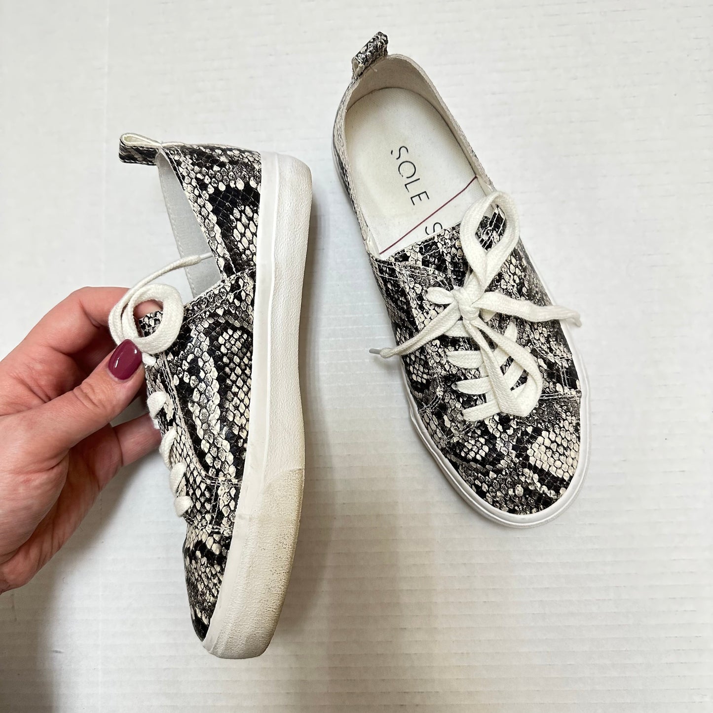 Shoes Sneakers By Sole Society In Snakeskin Print, Size:6