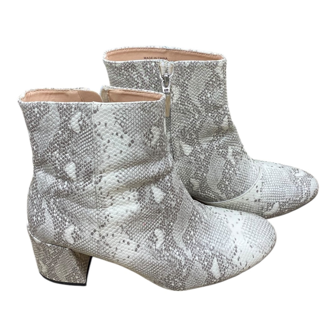 Boots Ankle Heels By Urban Outfitters In Snakeskin Print, Size:8