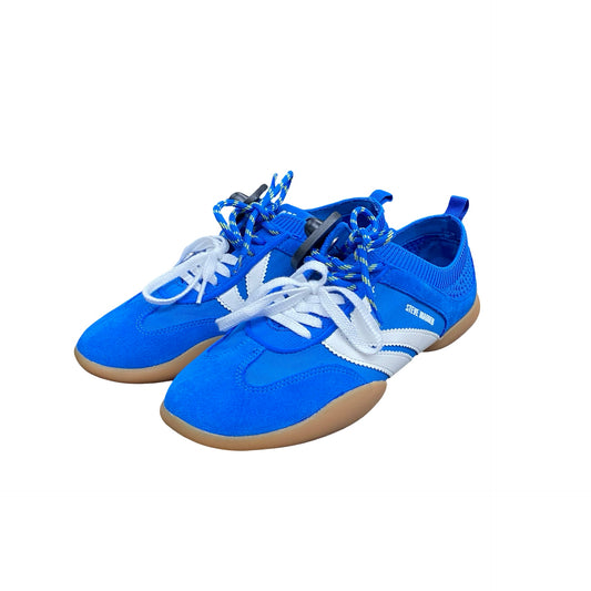 Shoes Sneakers By Steve Madden In Blue & White, Size:9.5