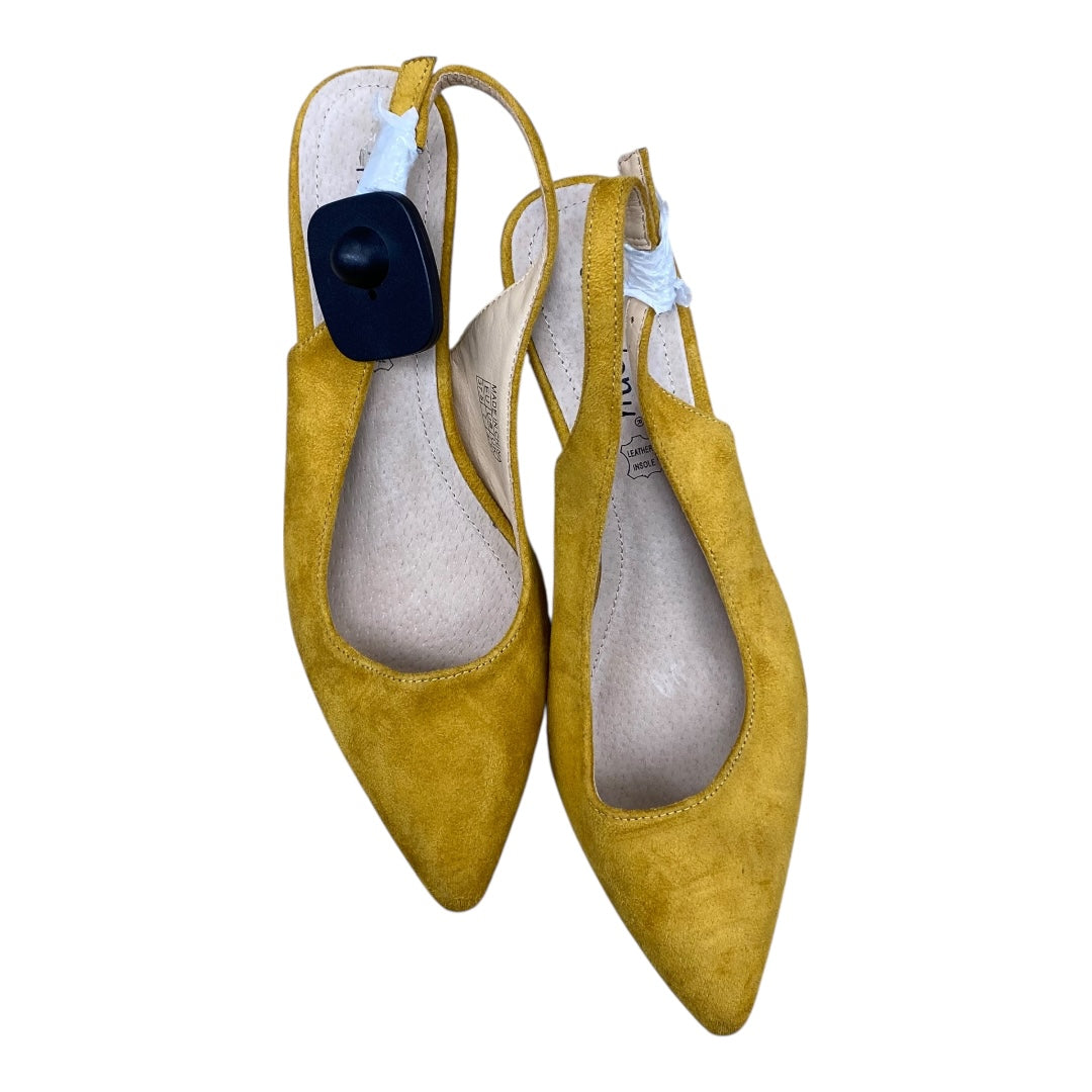 Shoes Heels Kitten By Cmc In Yellow, Size:7