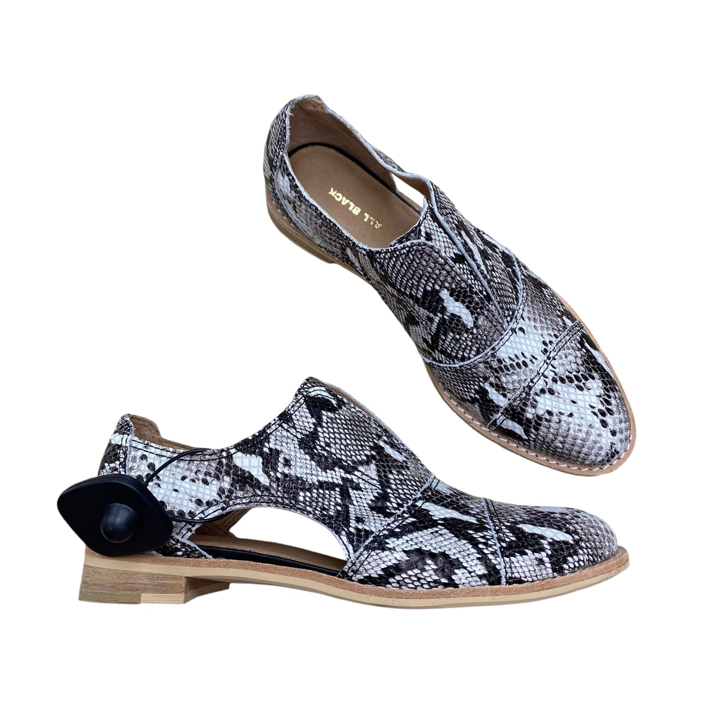 Shoes Flats By All Black In Snakeskin Print, Size: 7