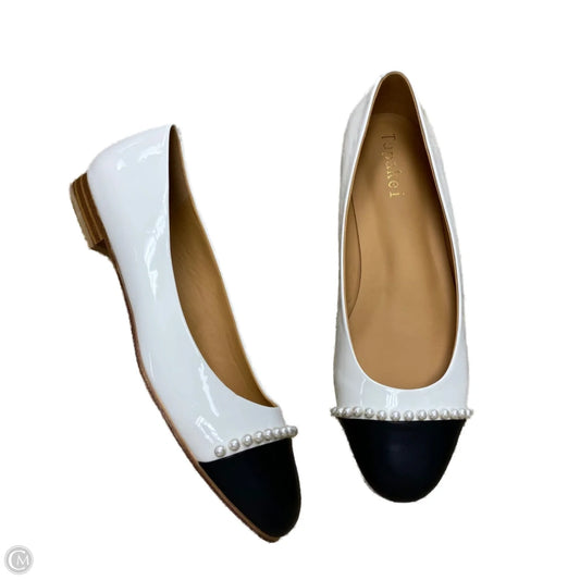Shoes Flats By Clothes Mentor In Black & White, Size: 8.5