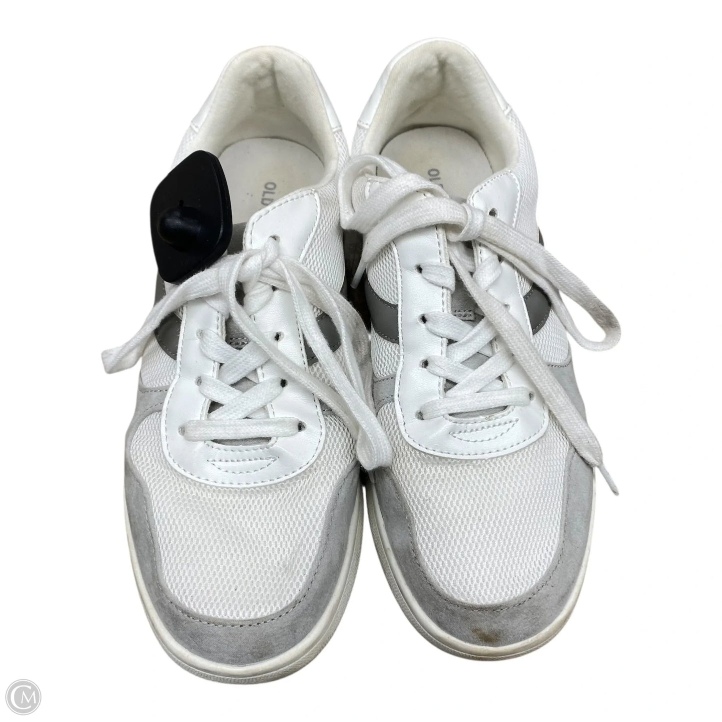 Shoes Sneakers By Old Navy In Grey & White, Size: 8