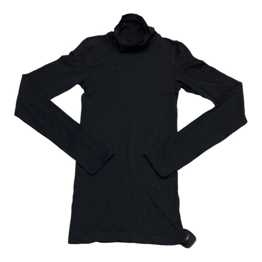 Athletic Top Long Sleeve Collar By Lululemon In Black, Size: S