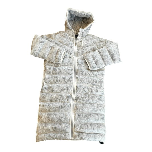 Coat Puffer & Quilted By Nike In Grey, Size: L