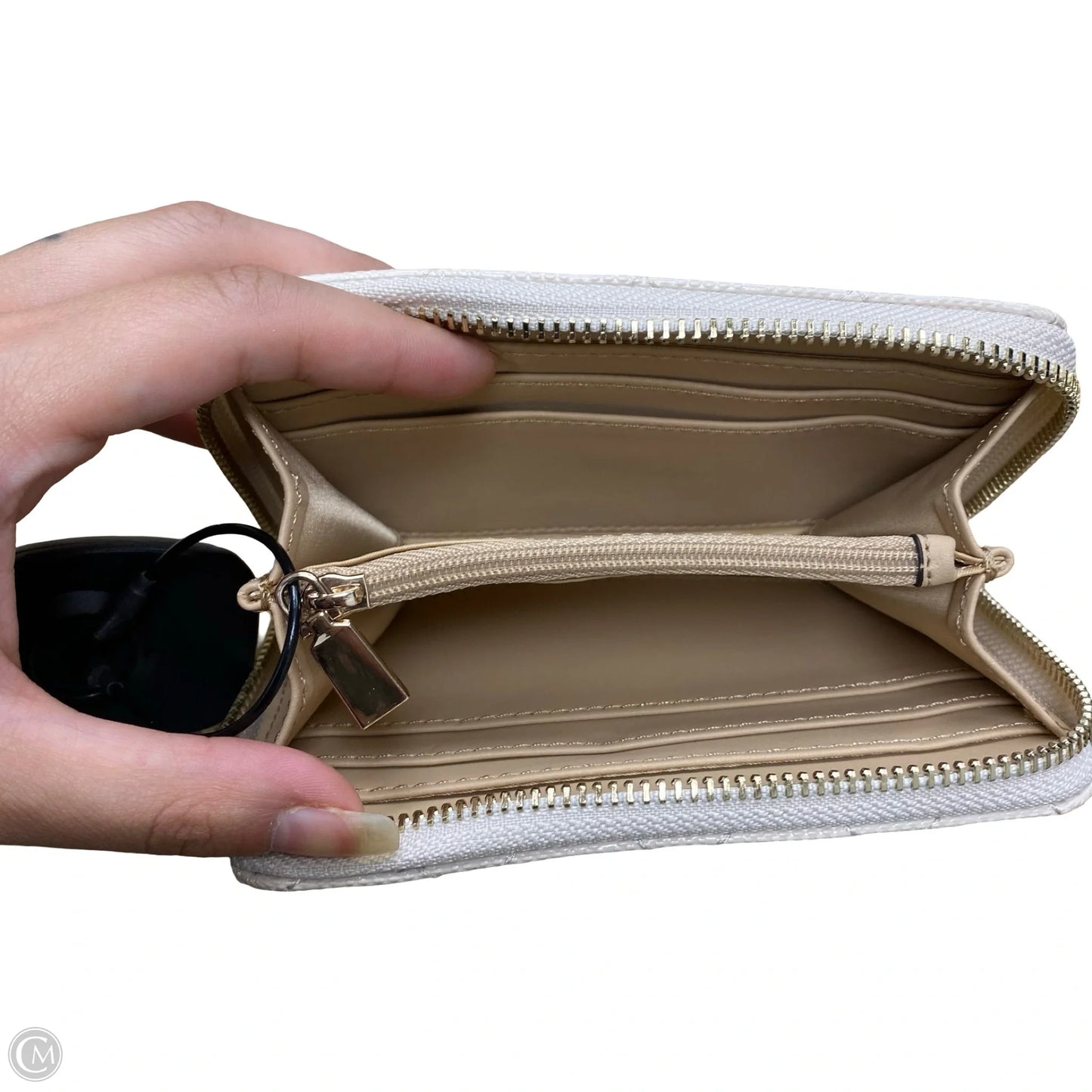 Wallet By Guess, Size: Small