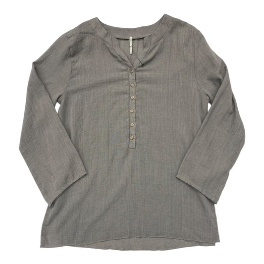 Top Long Sleeve By Cma In Grey, Size: Xs