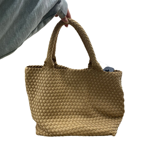 Handbag By Clothes Mentor In Tan, Size:Medium