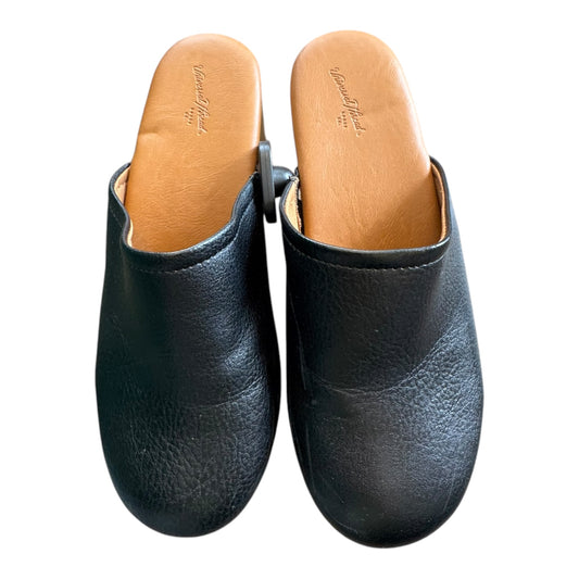 Shoes Heels Block By Universal Thread In Black & Brown, Size:7