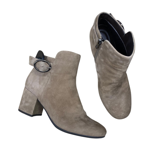 Boots Ankle Heels By Easy Spirit In Tan, Size:7.5