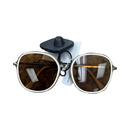 Sunglasses By Anthropologie In Cream, Size: