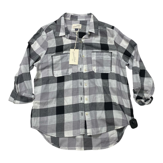 Top Ls By Universal Thread In Plaid Pattern, Size:M