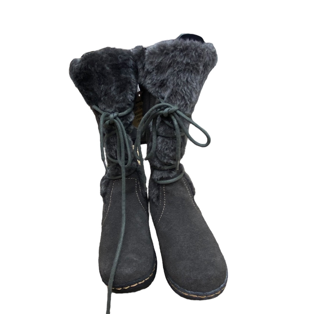 Boots Snow By Bare Traps In Grey, Size:6