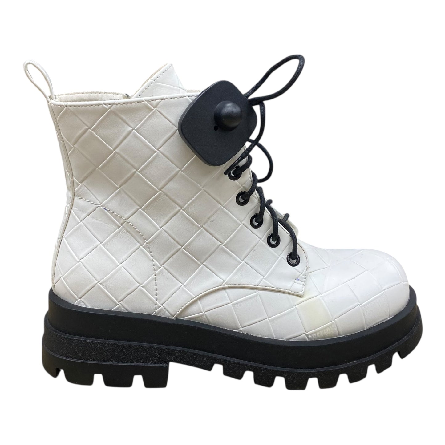 Boots Ankle Flats By Unilady In White, Size:7