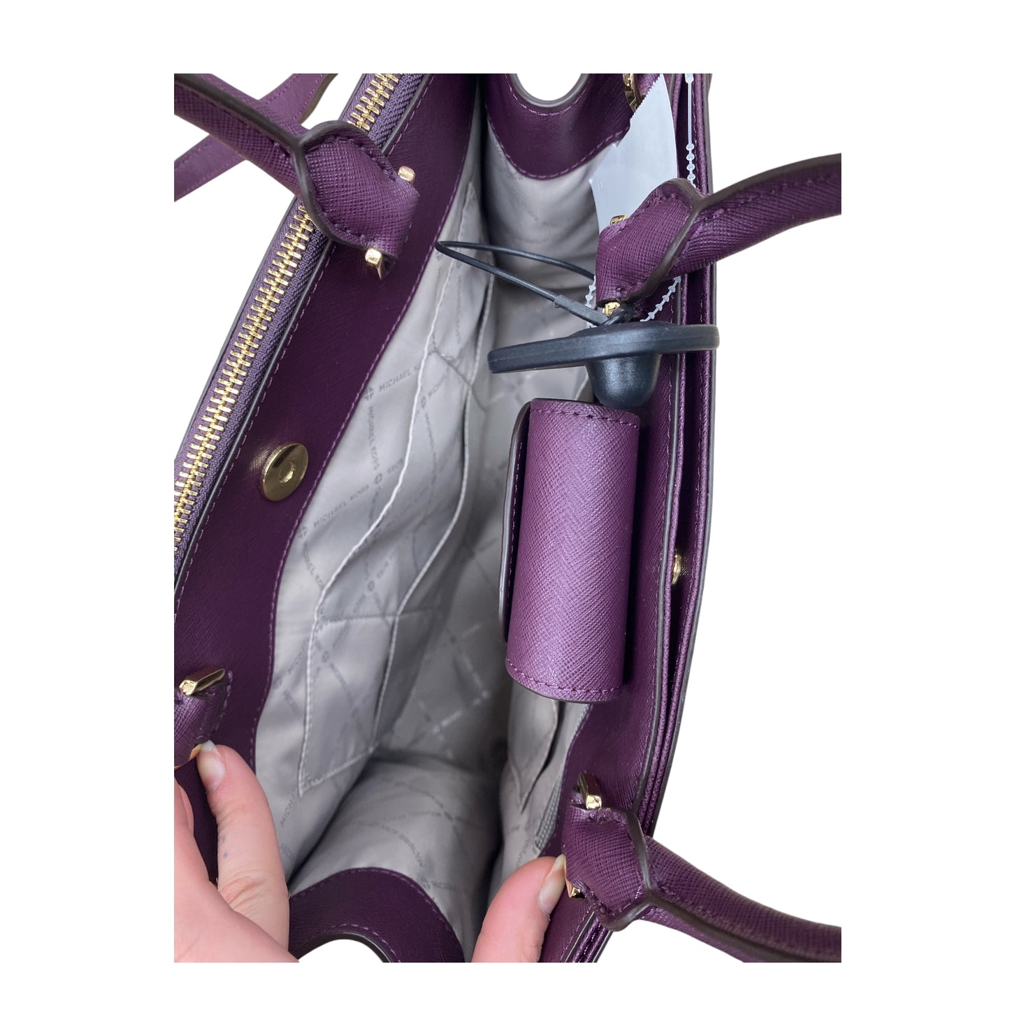 Handbag Designer By Michael Kors In Purple, Size:Large