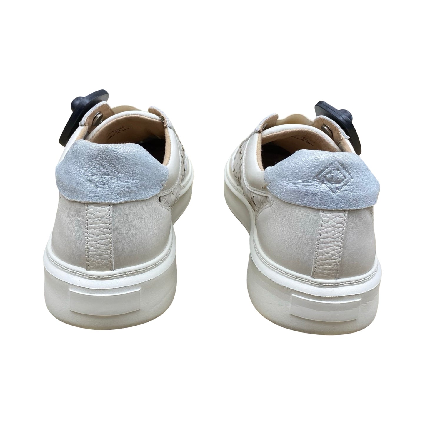 Shoes Sneakers By Donald Pliner In Cream, Size:10