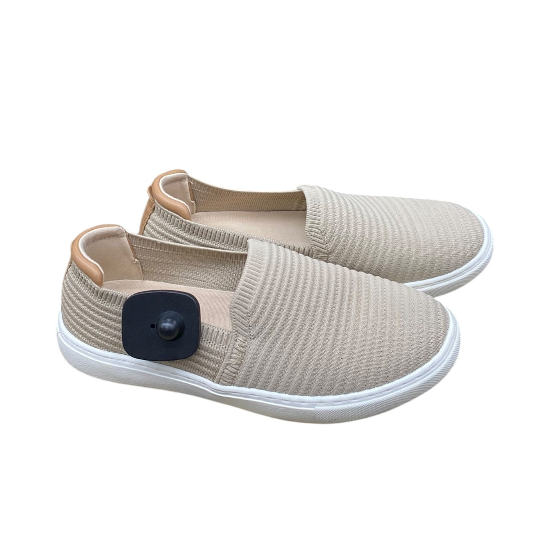 Shoes Flats By Kelly And Katie In Beige, Size:8