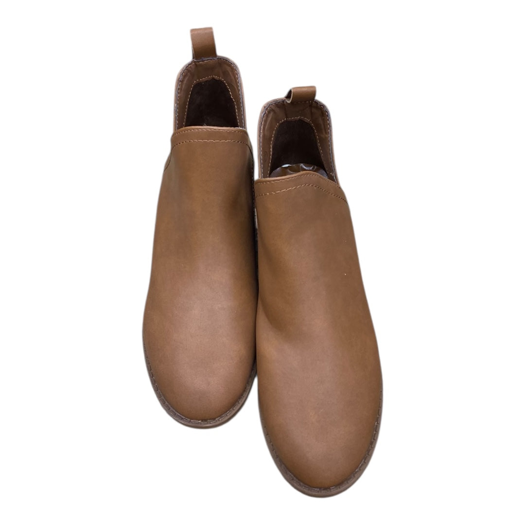 Boots Ankle Heels By Cmc In Brown, Size:5.5