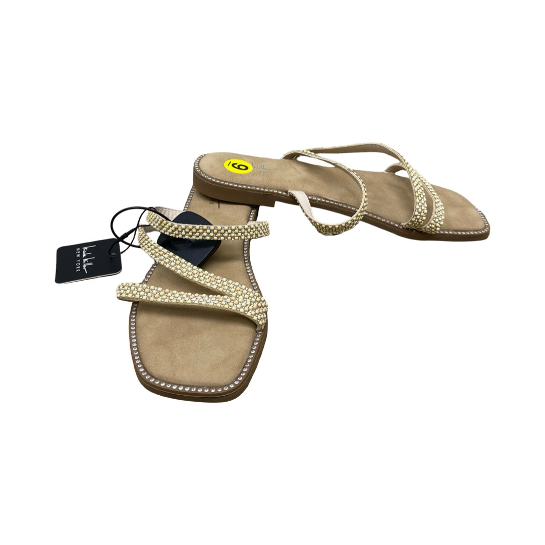 Sandals Flats By Nicole In Tan, Size:9