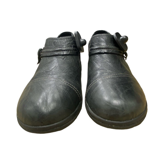 Shoes Flats By Clarks In Black, Size:9