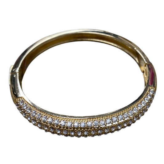 Bracelet Other By Clothes Mentor In Gold