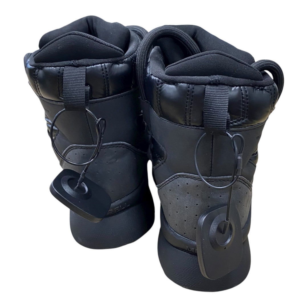 Boots Snow By Merrell In Black, Size:7
