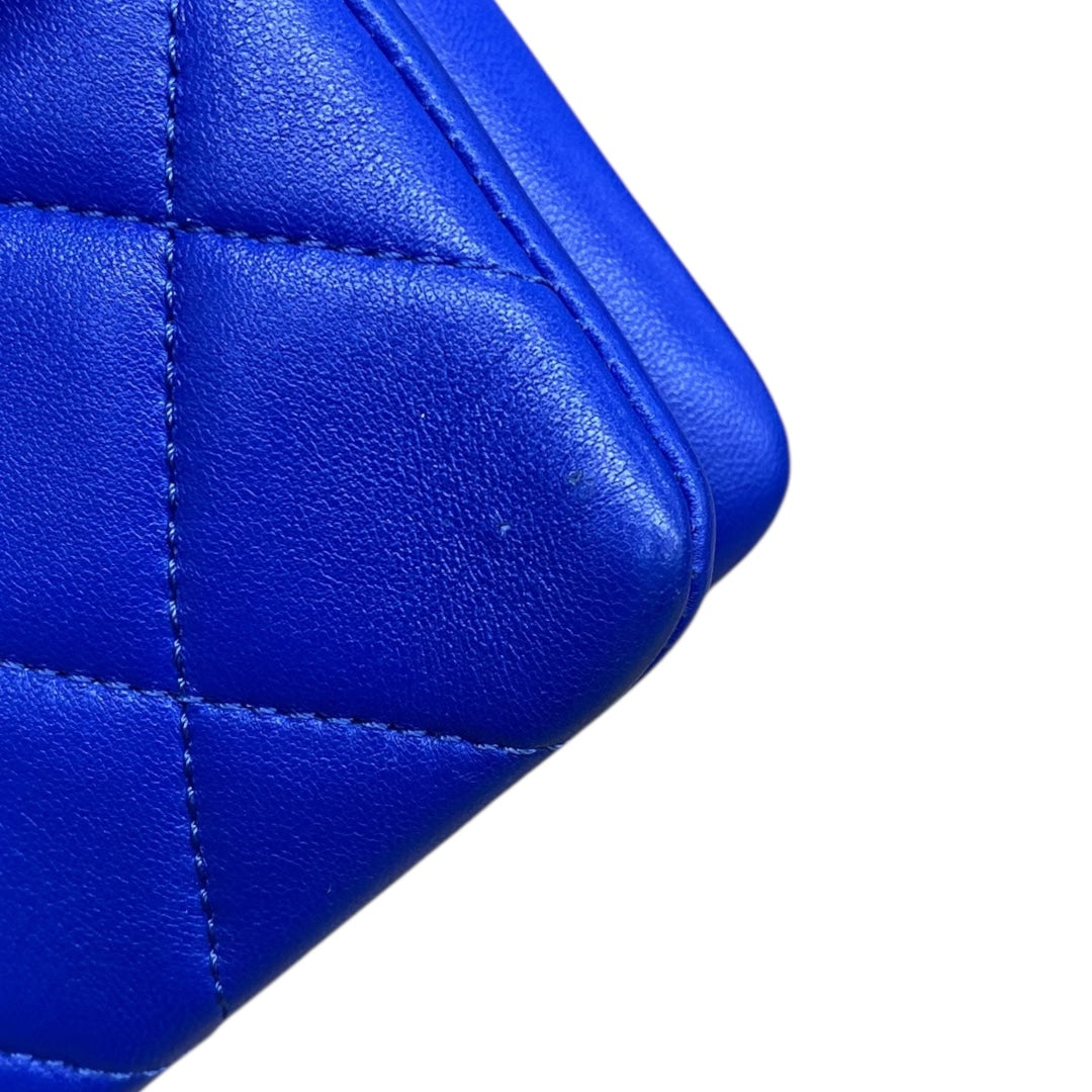 Handbag Luxury Designer By Chanel, Size: Medium