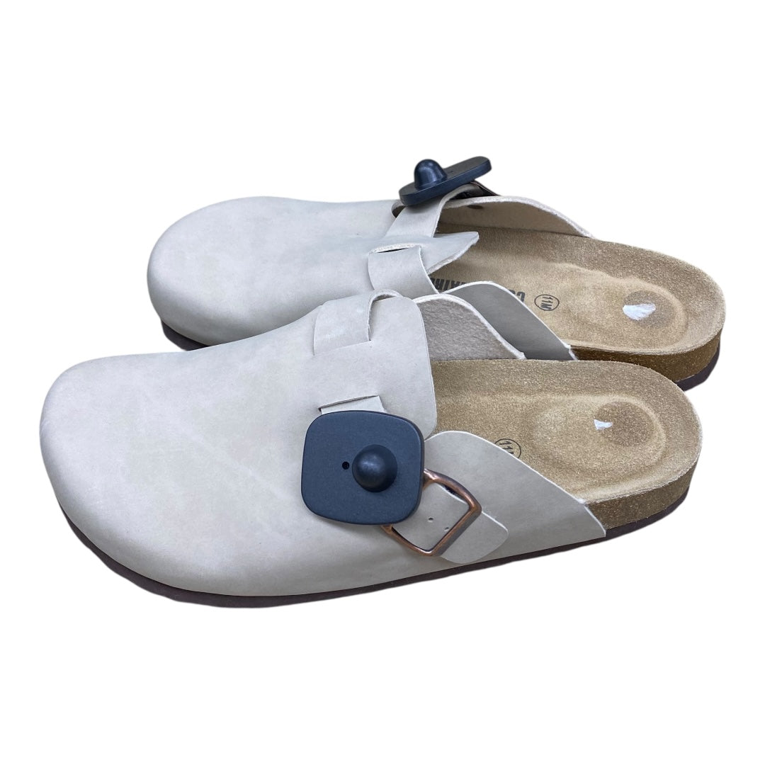 Shoes Flats By Cushionaire In Taupe, Size:11