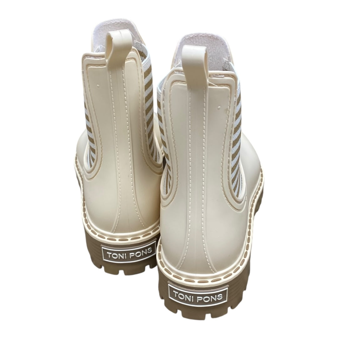Boots Ankle Flats By Cmb In Cream, Size:7.5