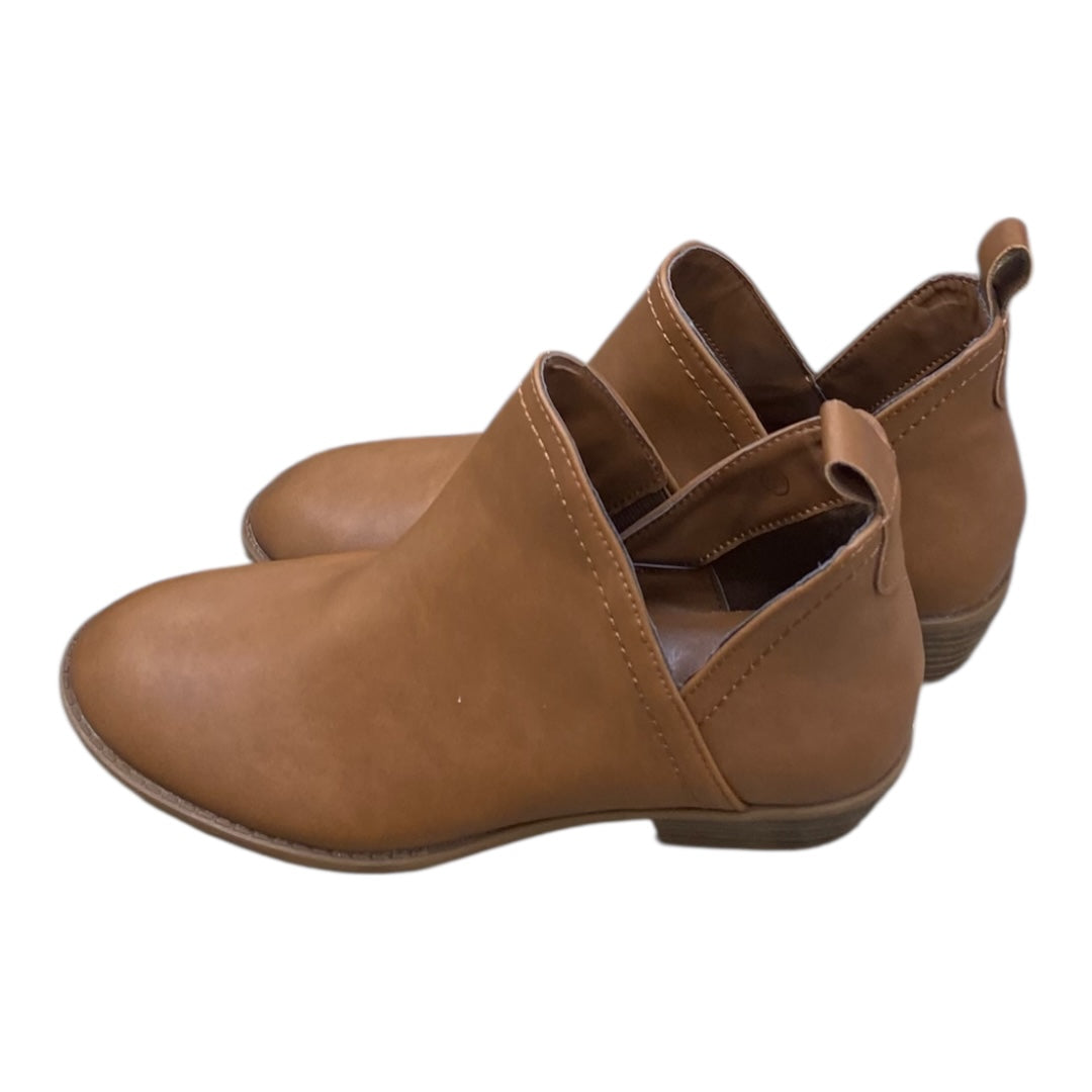 Boots Ankle Heels By Cmc In Brown, Size:5.5