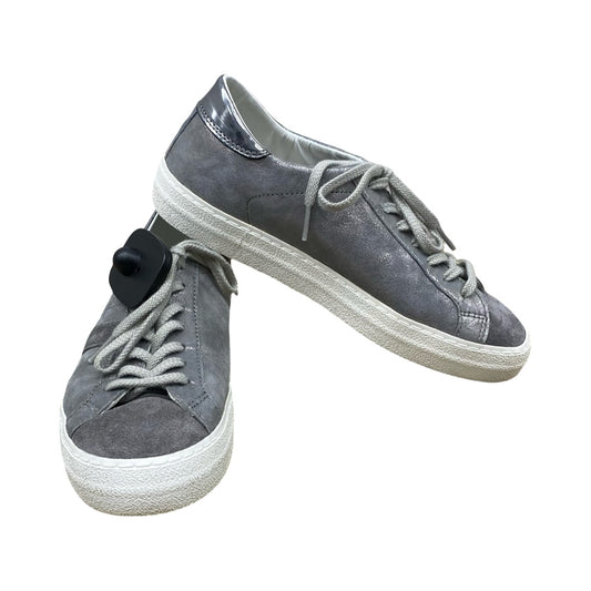 Shoes Sneakers By Cmc In Silver, Size:7