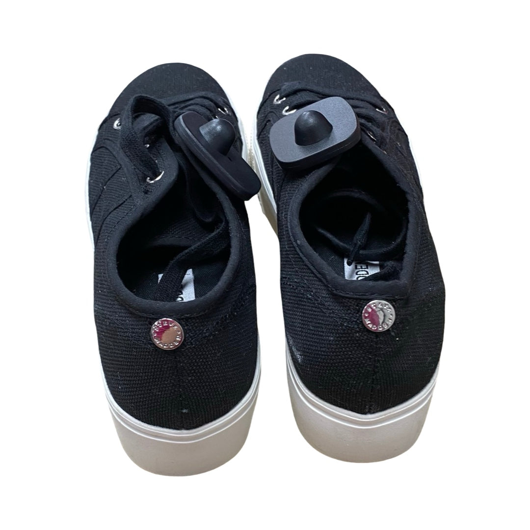 Shoes Sneakers By Steve Madden In Black & White, Size:8