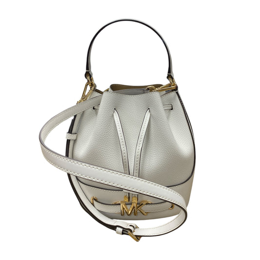 Handbag Designer By Michael Kors In Gold & White, Size:Medium