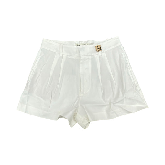 Shorts Designer By Alice + Olivia In White, Size:2