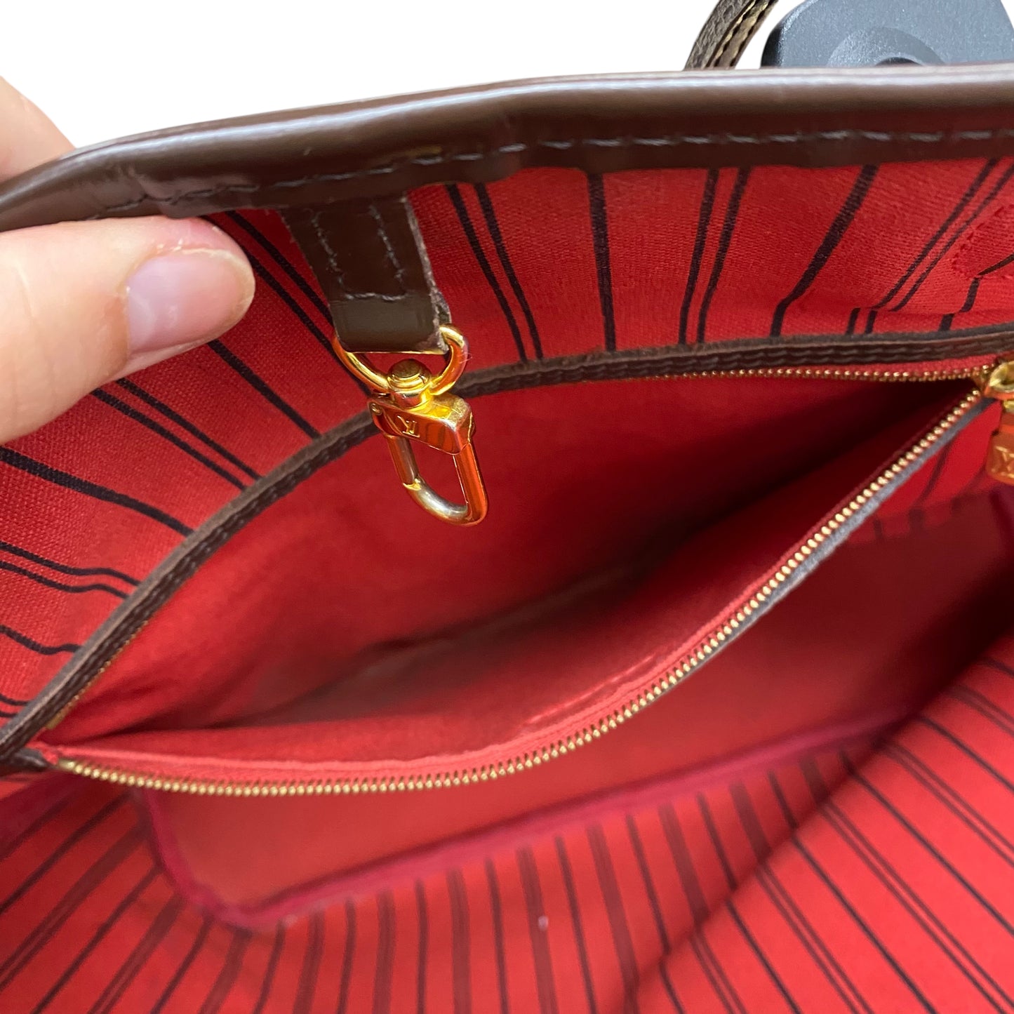 Handbag Luxury Designer By Louis Vuitton In Brown, Size:Medium