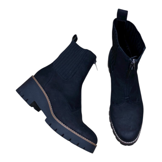 Boots Designer By Cma In Grey, Size:8