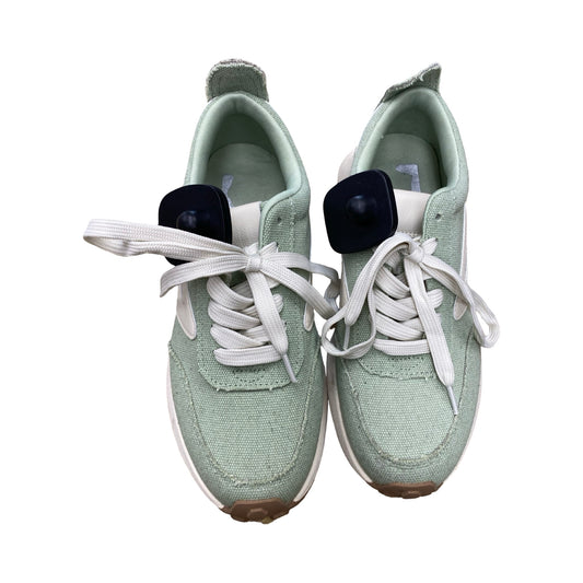 Shoes Sneakers By Dolce Vita In Green, Size:7