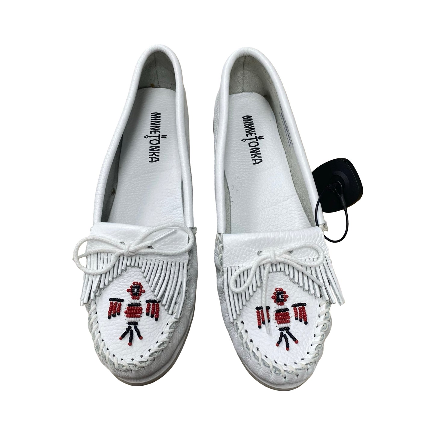 Shoes Flats By Minnetonka In White, Size:10